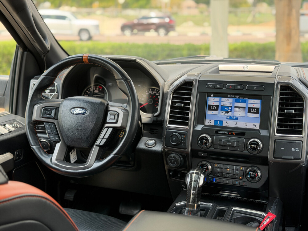 Ford Raptor  - 11