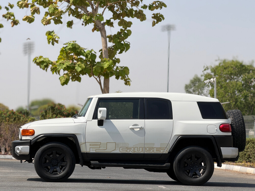 Toyota FJ Cruiser  - 7