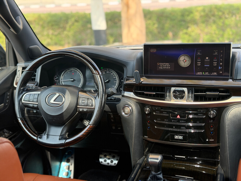 Lexus LX 570 s - 13