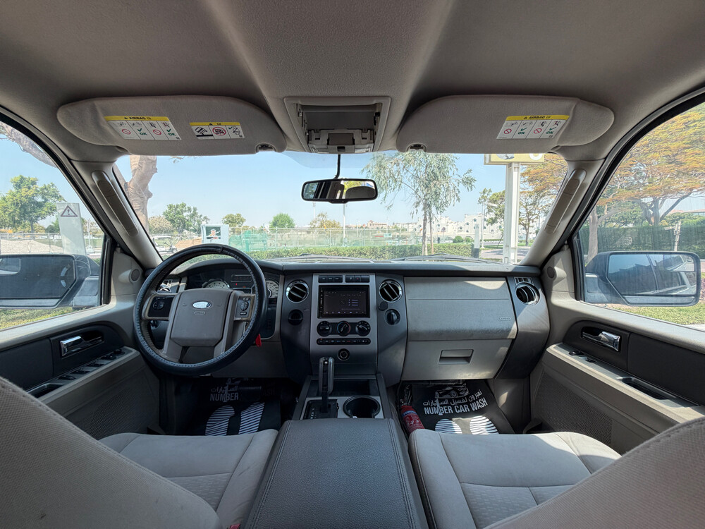 Ford Expedition  - 12