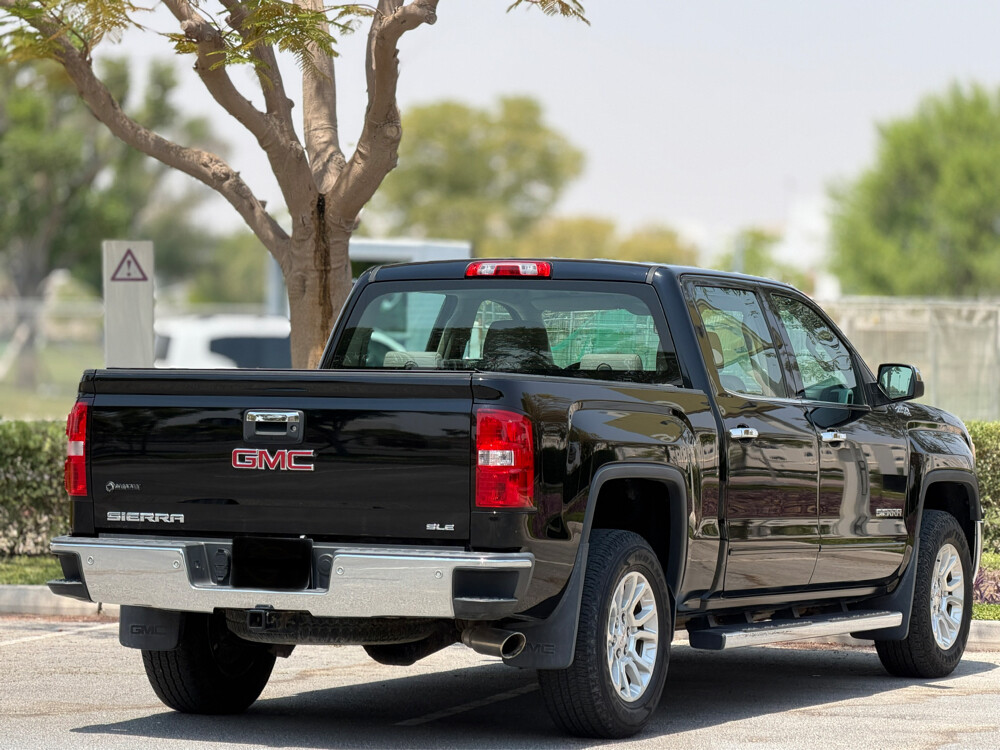GMC Sierra SLE - 2