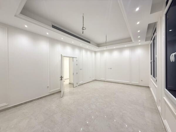 NEW GRAND 7BR VILLA-NEAR DFC - 3