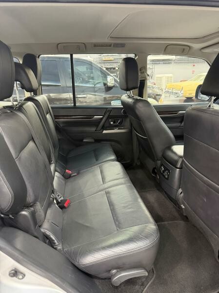 PAJERO 3.8GOLDENDITION 2019 QR48K - 4