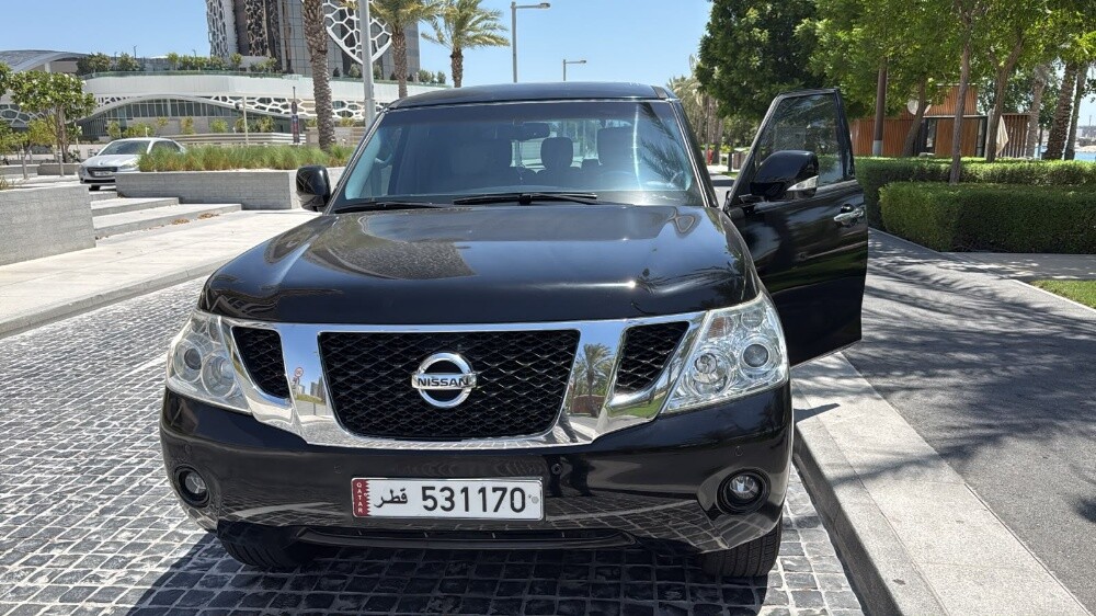NISSAN PETROL V8 2013 SALE URGENT - 2
