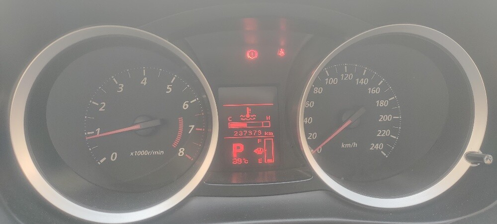 lancer 1.6 L - 5