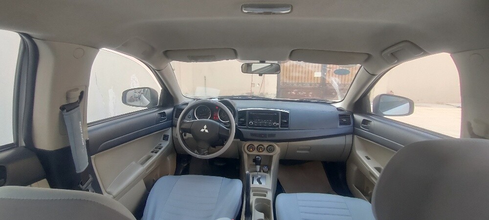 lancer 1.6 L - 6