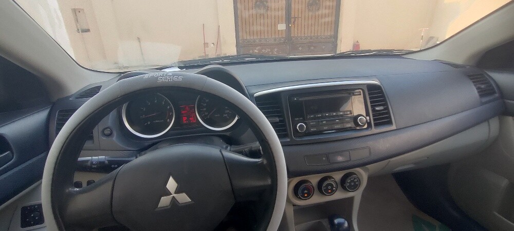lancer 1.6 L - 4