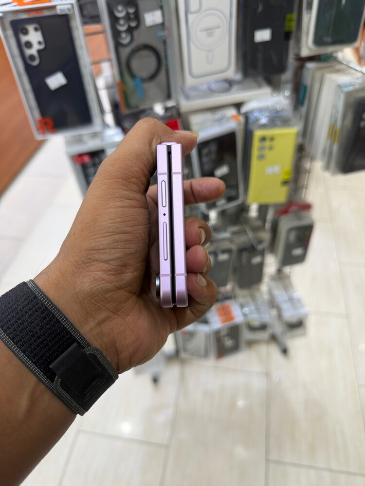 Samsung Flip 8 512 gb - 6