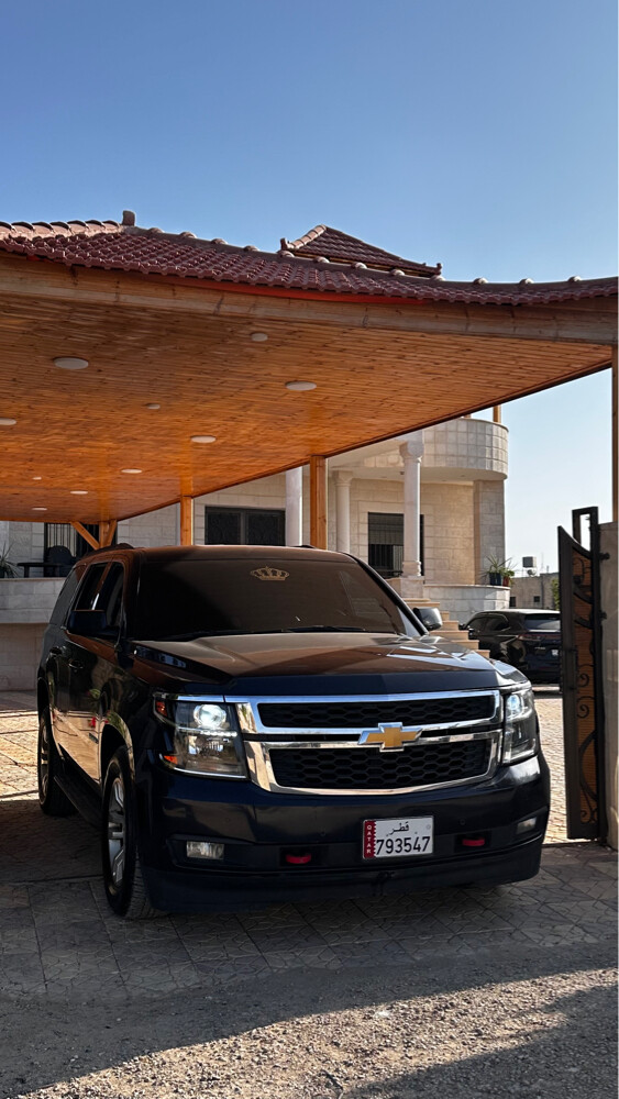 سياره تاهو 2020 خاليه من الحوادث لونها مميز كحلي نادر قير مكينه شاصي على الفحص ما تحتاج اي شي بس دق سلف وحرك مريحه في المشاوير القصيره والطويله ما شاء الله - 1
