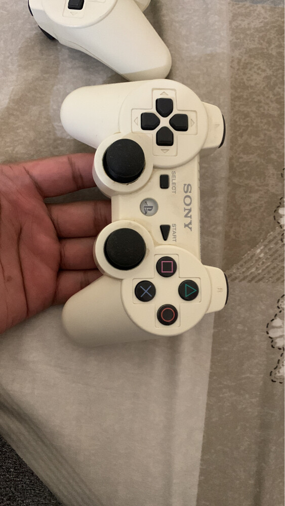 PS3 with many Games. - 5