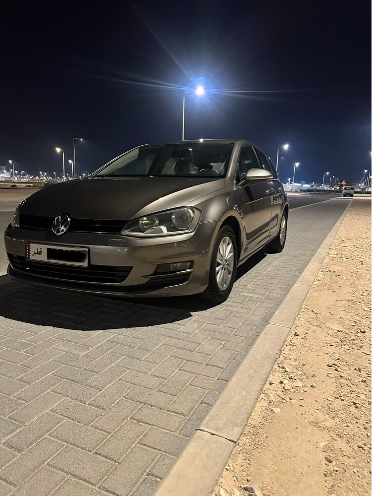 ٢٠١٤ فولكس واجن جولف  - 1
