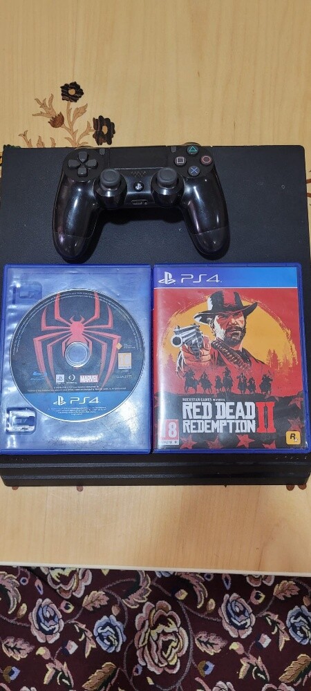 ps4 pro - 1