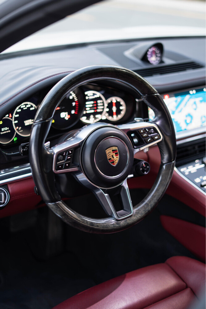 Porsche Panamera 4 Executive  - 17