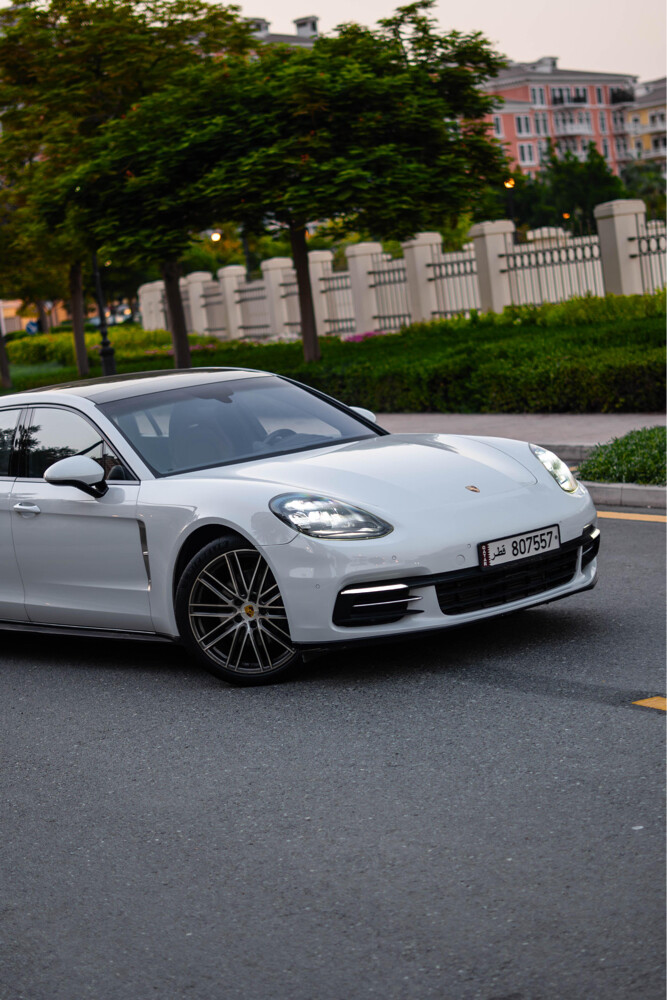 Porsche Panamera 4 Executive  - 8