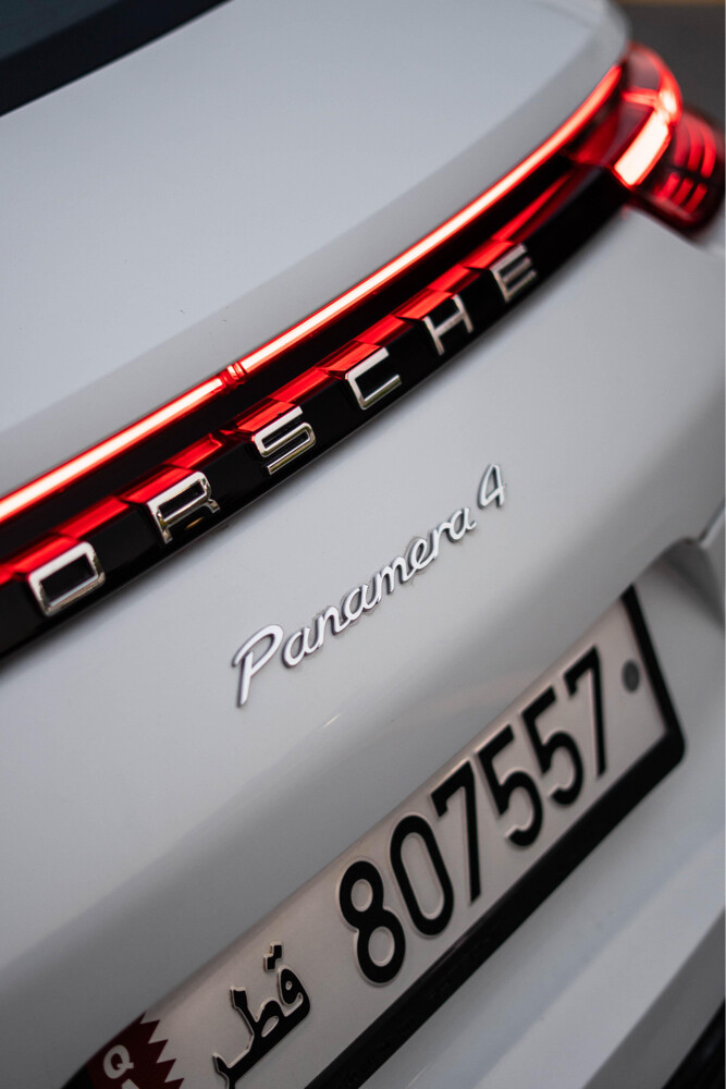 Porsche Panamera 4 Executive  - 3