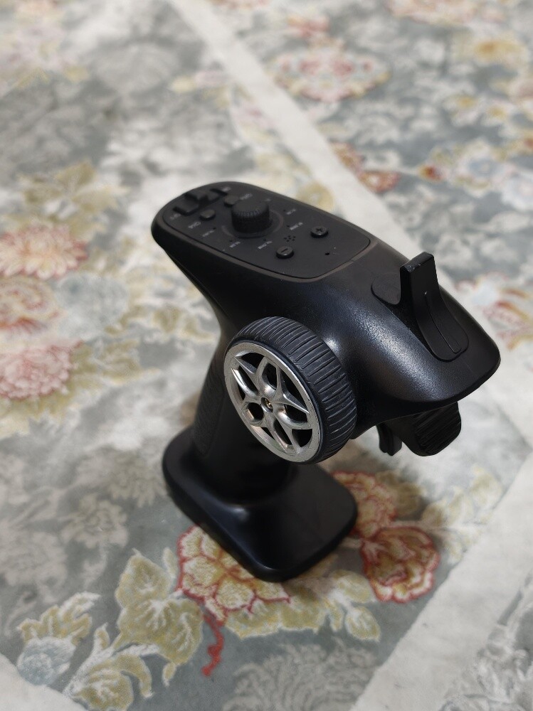 Rc Himoto Monster Truck 4x4 - 8