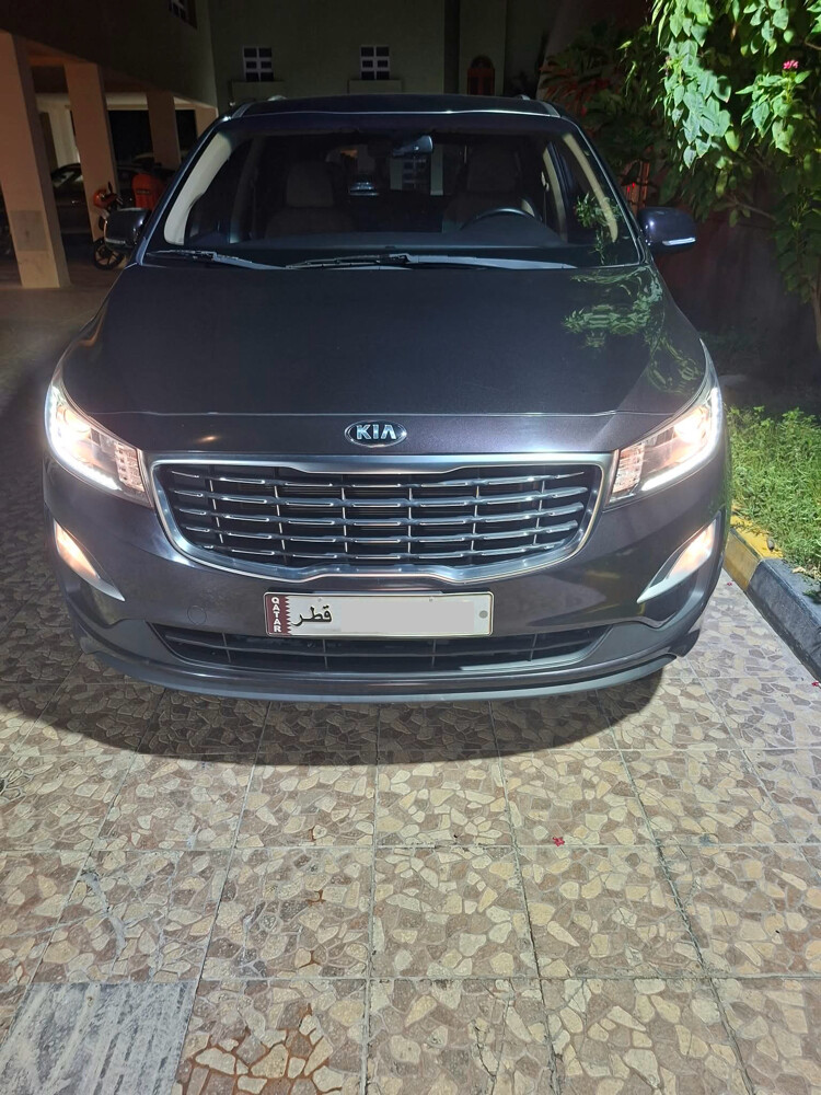 Kia Carnival 2020 for sale - 4