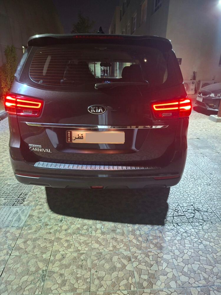 Kia Carnival 2020 for sale - 3