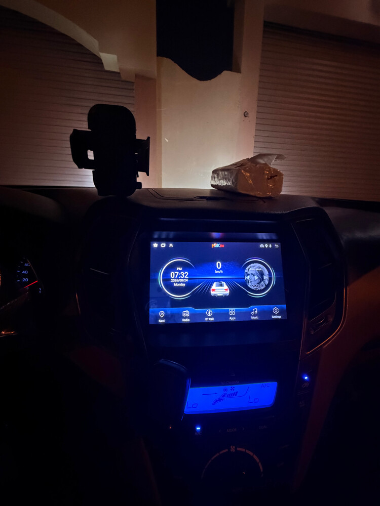 Hyundai Santafi - 16