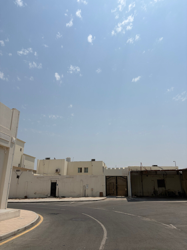 Villa for sale in Al-Lagta - 1