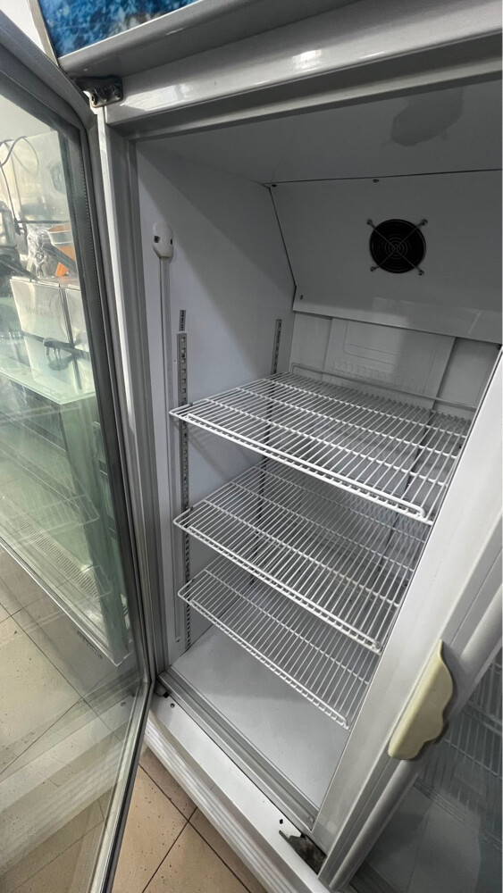 Double door chiller - 2