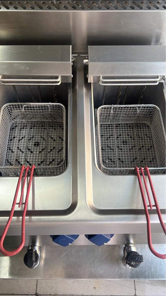 Commercial Deep Fryer - 2
