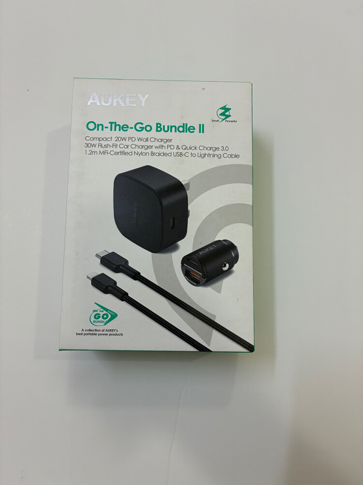 Aukey On-The-Go Bundle II - 2