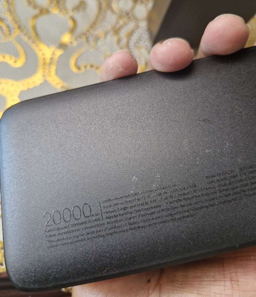 Two Redmi Power bank and Calus new - 3