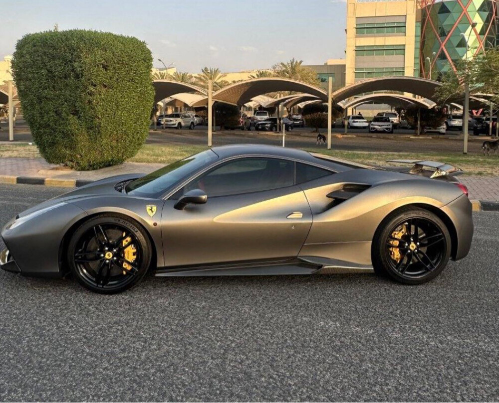 wanted ferrari - 2