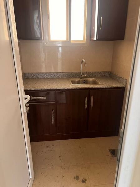 Shop for rent in industrial 100 m - 6