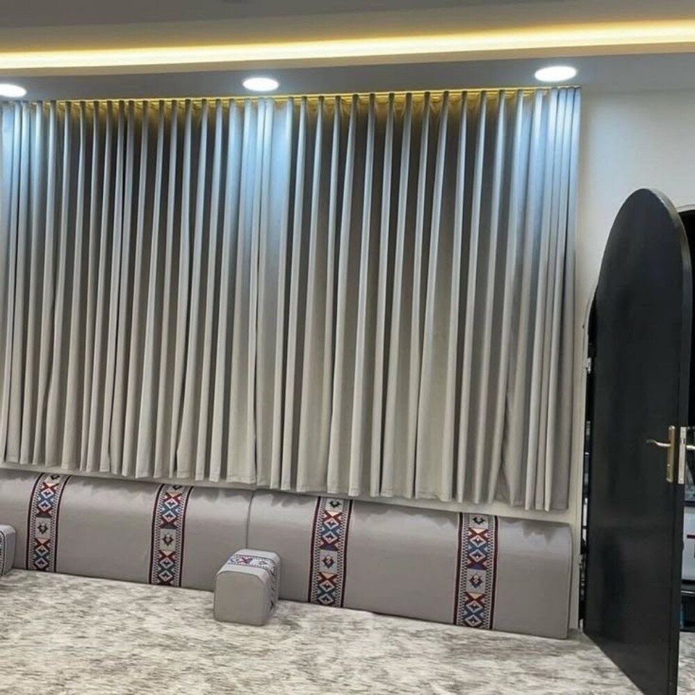 Sofas, and Curtains - Wallpaper Sal - 9