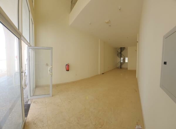 Shop for rent in barakat awamir 100 - 5