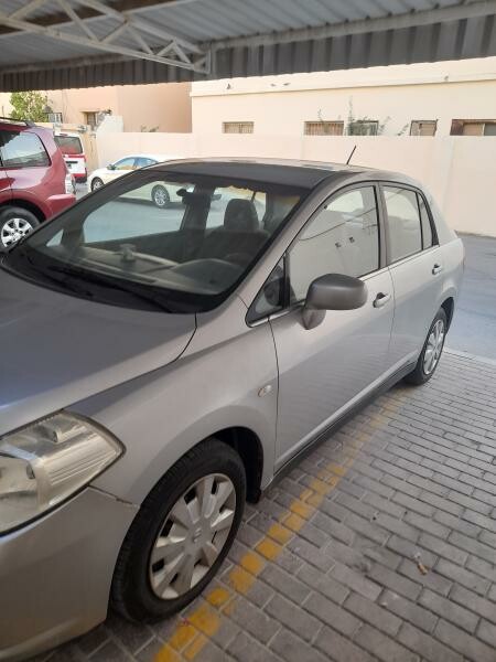 Nissan Tiida 2008, family car sale - 3