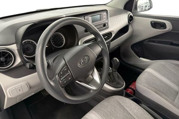 HYUNDAI i10 1.2L 2023 68,934 KM - 2