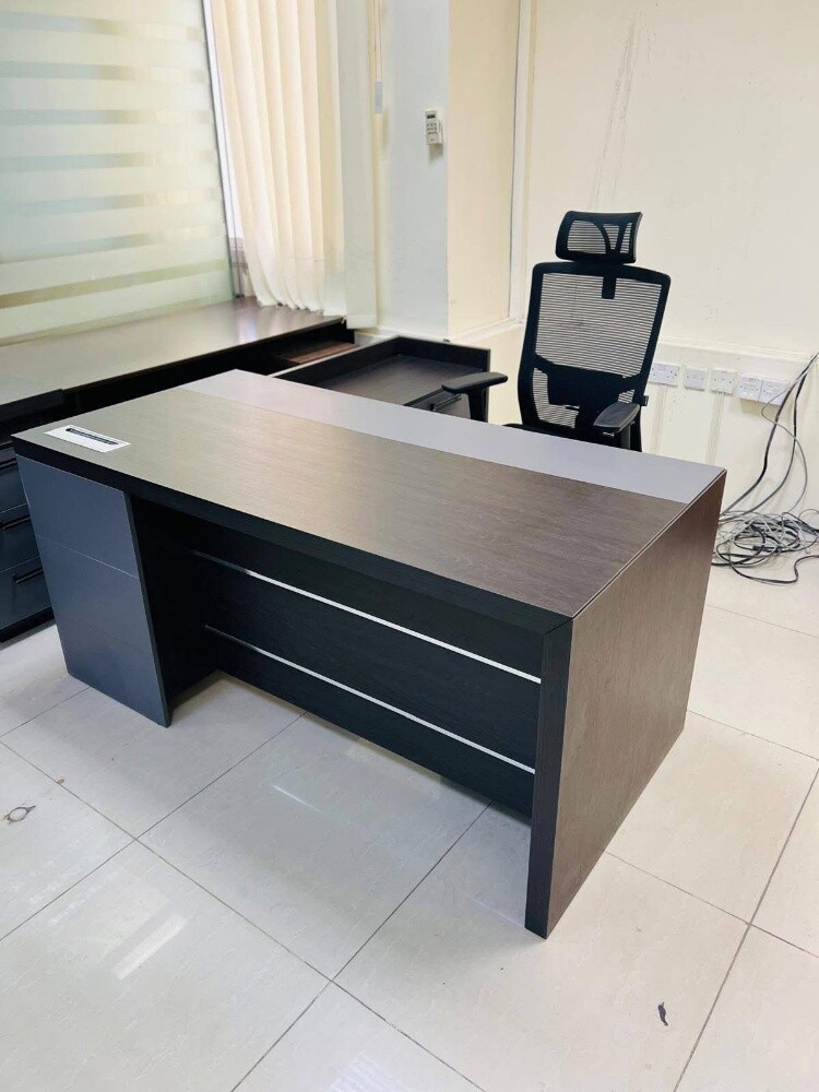 Used office furniture 55457916 - 9