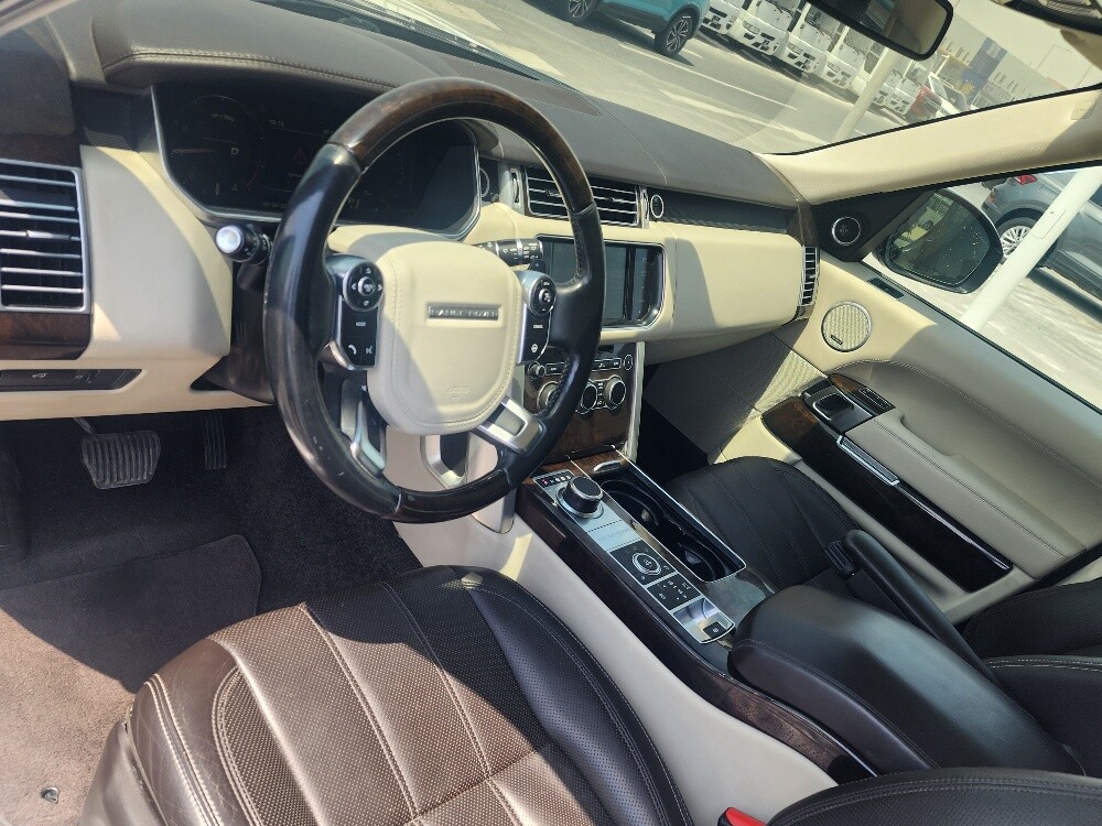 Range Rover Vogue SE - 9