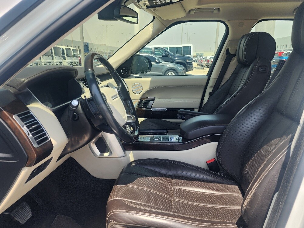 Range Rover Vogue SE - 8