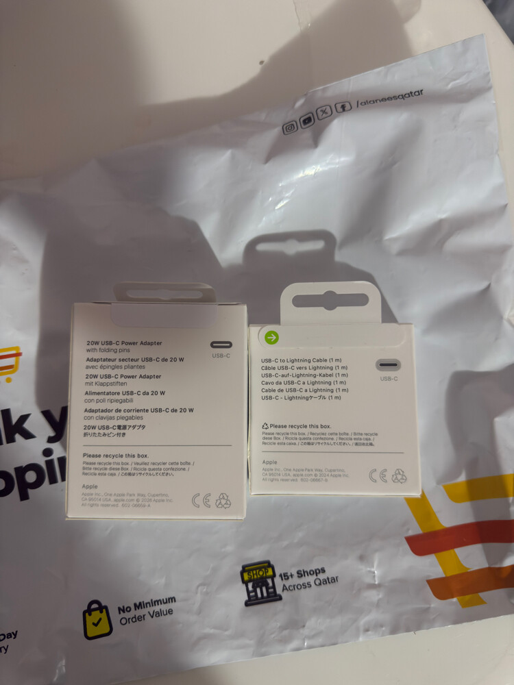  Apple 20W Adapter And Type C Cable - 3
