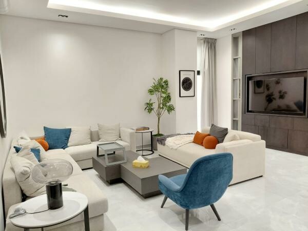 FURNISHED 5BR MODERN VILLA-THUMAMA - 4