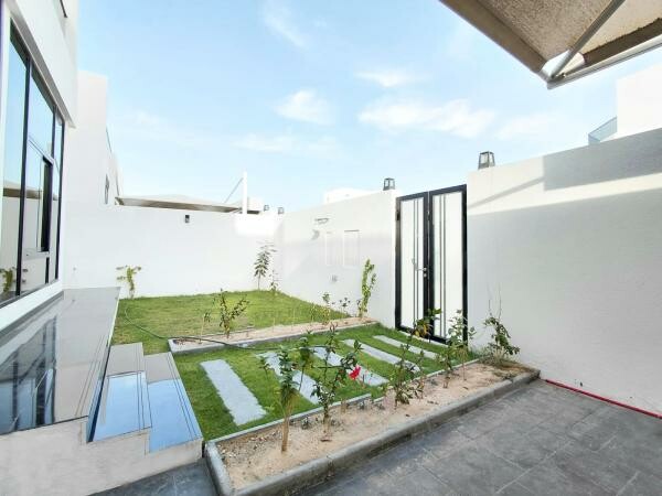 FURNISHED 5BR MODERN VILLA-THUMAMA - 14