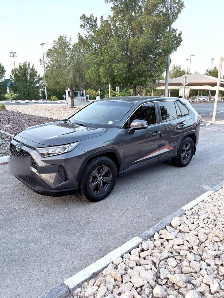 2021 Toyota RAV4 — AWD | Excellent  - 7