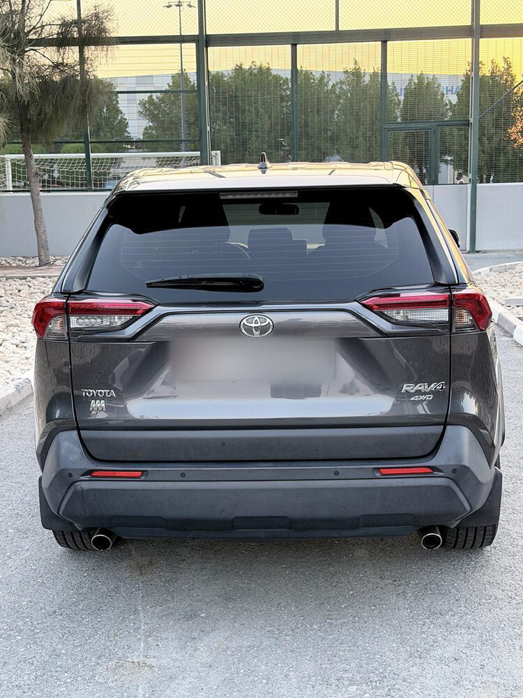 2021 Toyota RAV4 — AWD | Excellent  - 1