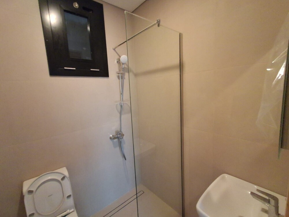 New 2BHK ,3BHK Semi-Furnished, Alwa - 6
