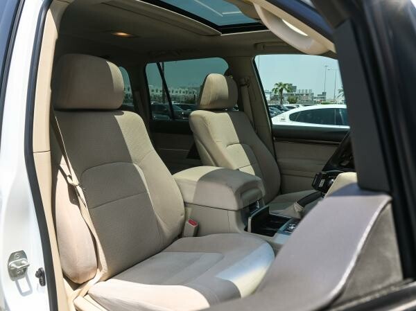 Land Cruiser GXR Grand Touring - 5