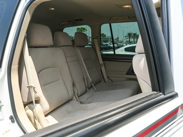 Land Cruiser GXR Grand Touring - 7