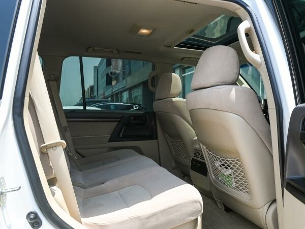 Land Cruiser GXR Grand Touring - 8