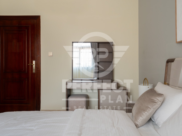 Luxurious 2BHK Madinat Khalifa - 2