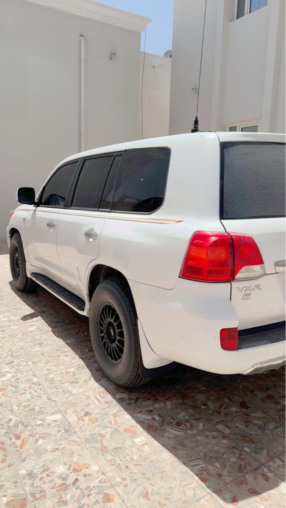 لاندكروزر - 2