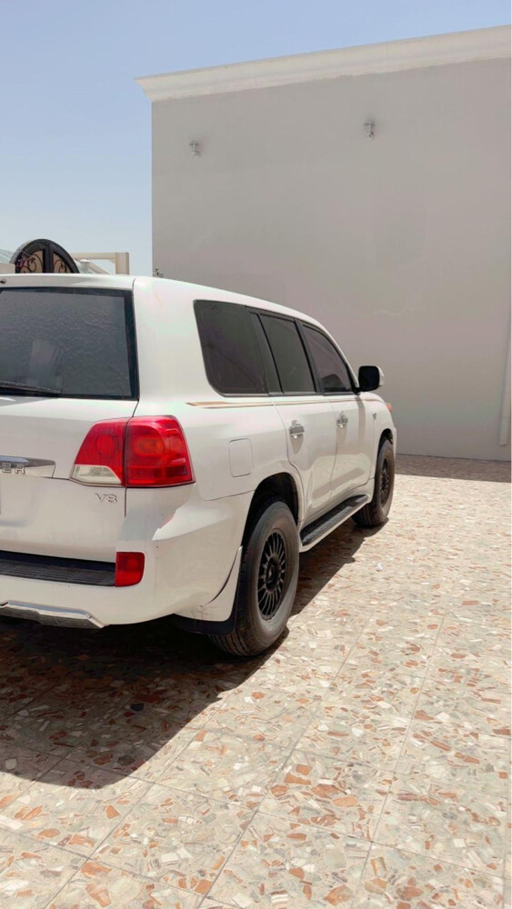 لاندكروزر - 3