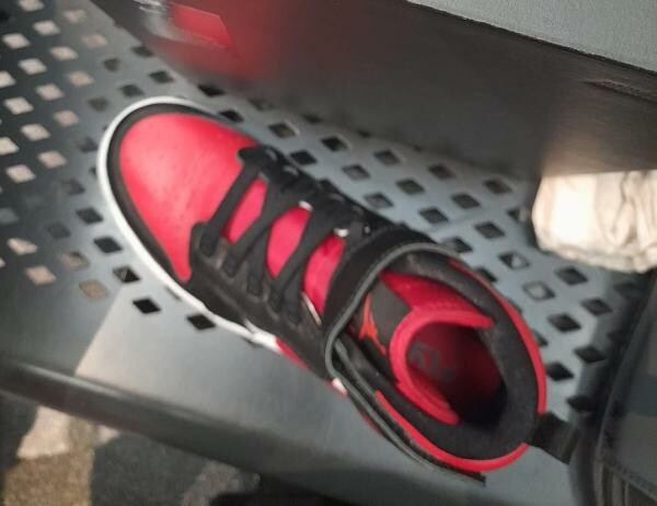 Air Jordan 1 High FlyEase - 3